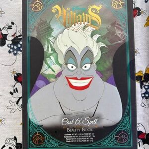 "Cast A Spell" Ursula Beauty Book - Purple